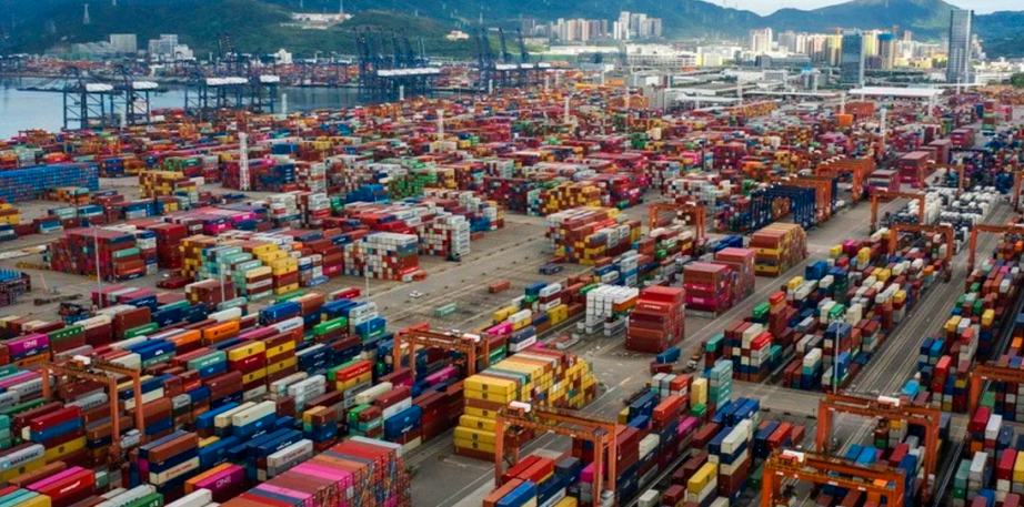 Crisis mundial de contenedores ad portas debido a atasco en el puerto de Yantian